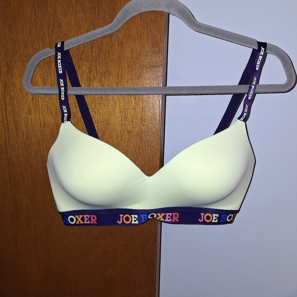 Final Price** Joe Boxer NWOT Lime Green T-Shirt Bra Size 36D
